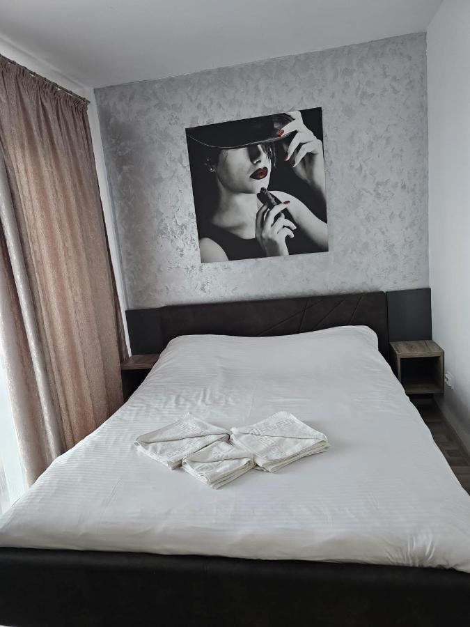 Astero Apartments Premium Accomodation Яссы Экстерьер фото